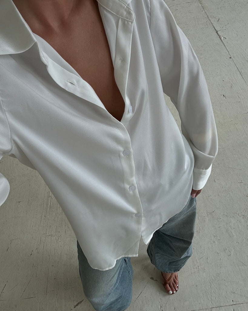 EVERYDAY BUTTON DOWN